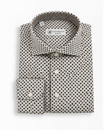 Camicia slim fit in cotone bianca con microfantasia nera e collo mezzo francese Affinito, piegata su fondo bianco